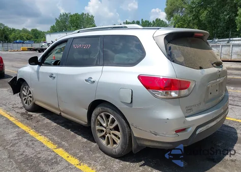 2013 Nissan Pathfinder Platinum/S/Sl/Sv z USA, uszkodzony, nr VIN 5N1AR2MM7DC601747